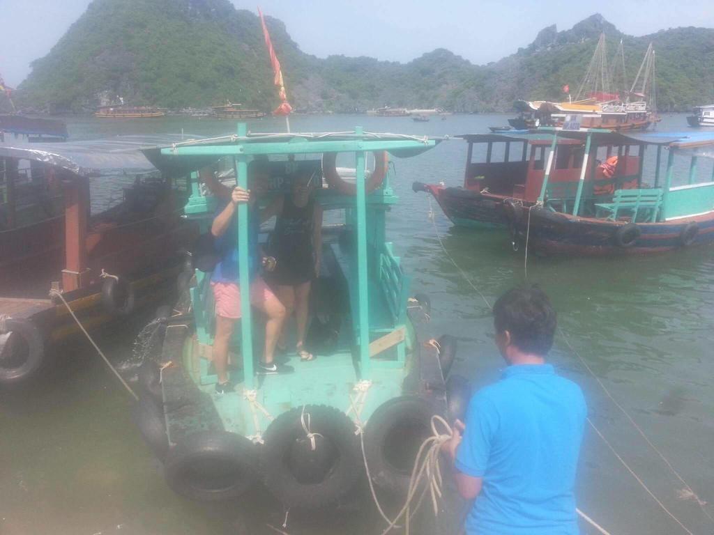 Cat Ba Central Homestay Dong Khe Sau Exteriér fotografie